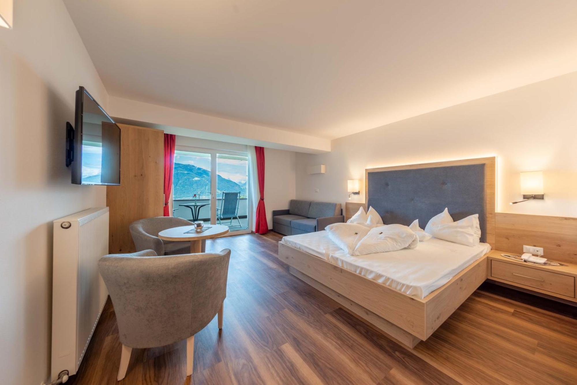 Hotel Meinhardt Schenna Kültér fotó