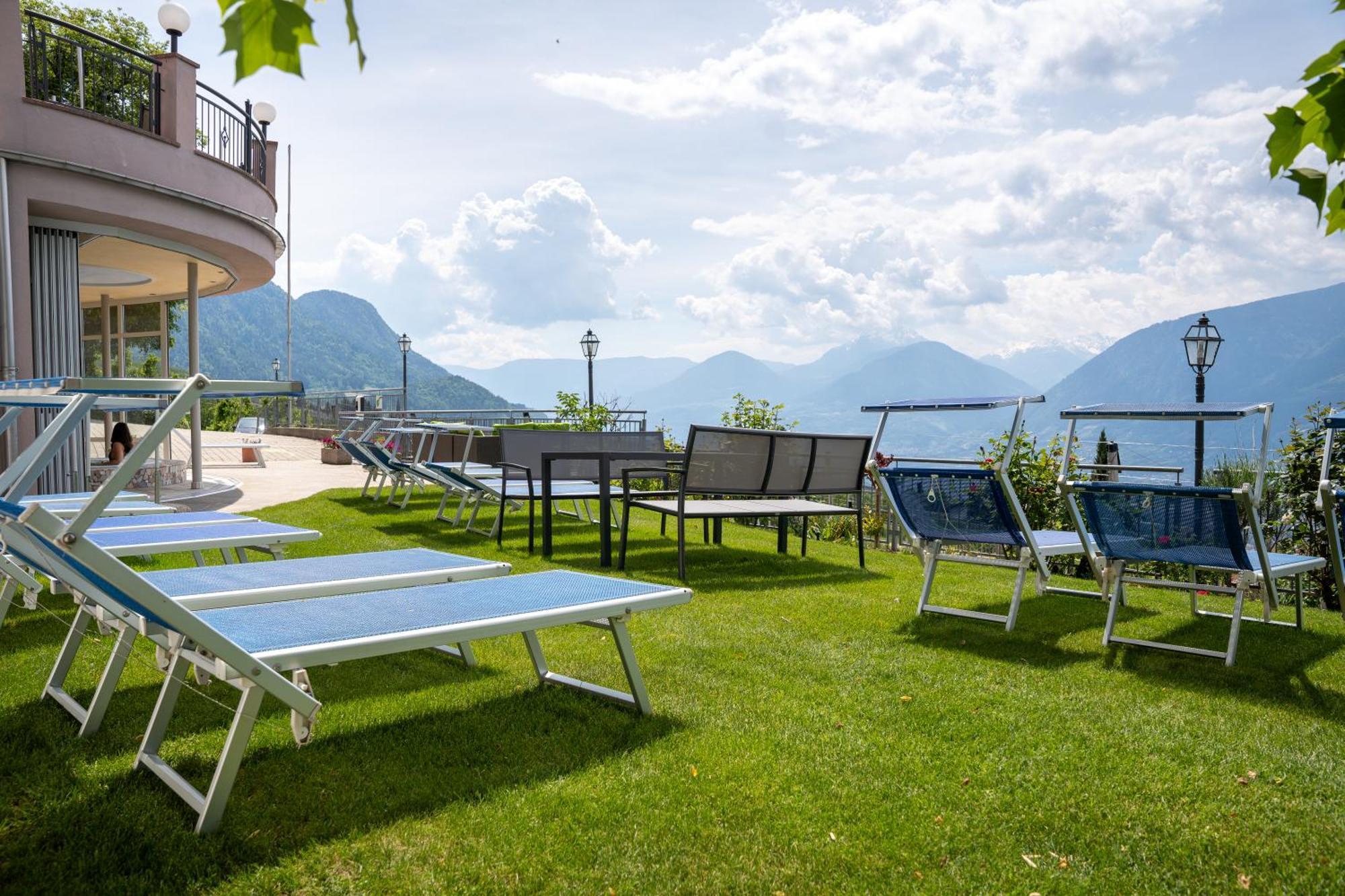 Hotel Meinhardt Schenna Kültér fotó